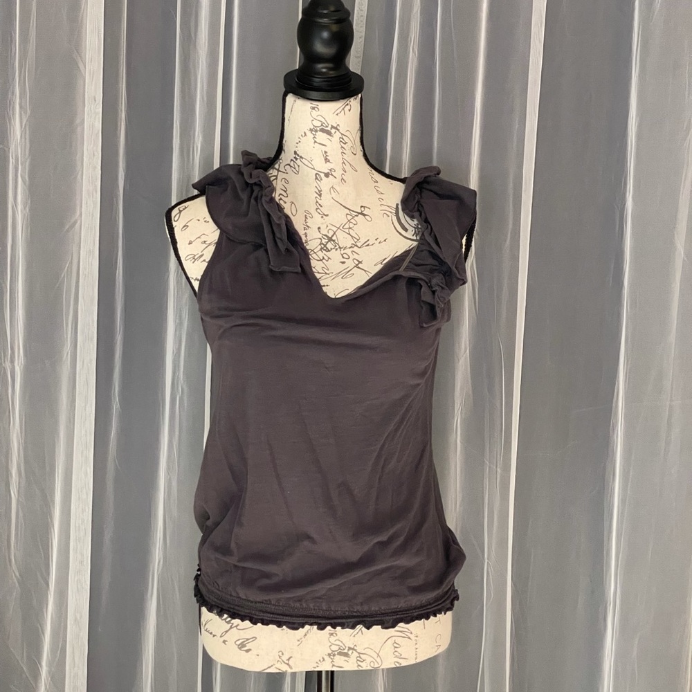 Express Women’s Gray Ruffle Top Size Small